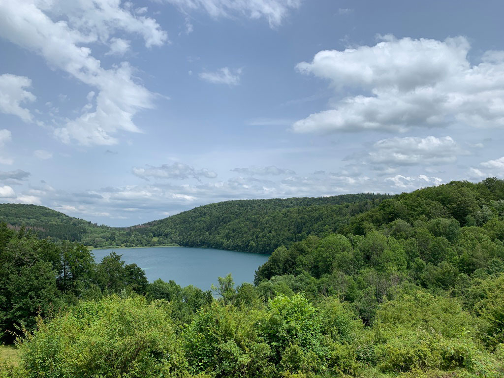 Les lacs glaciaires du Jura ponctuent le Second Plateau