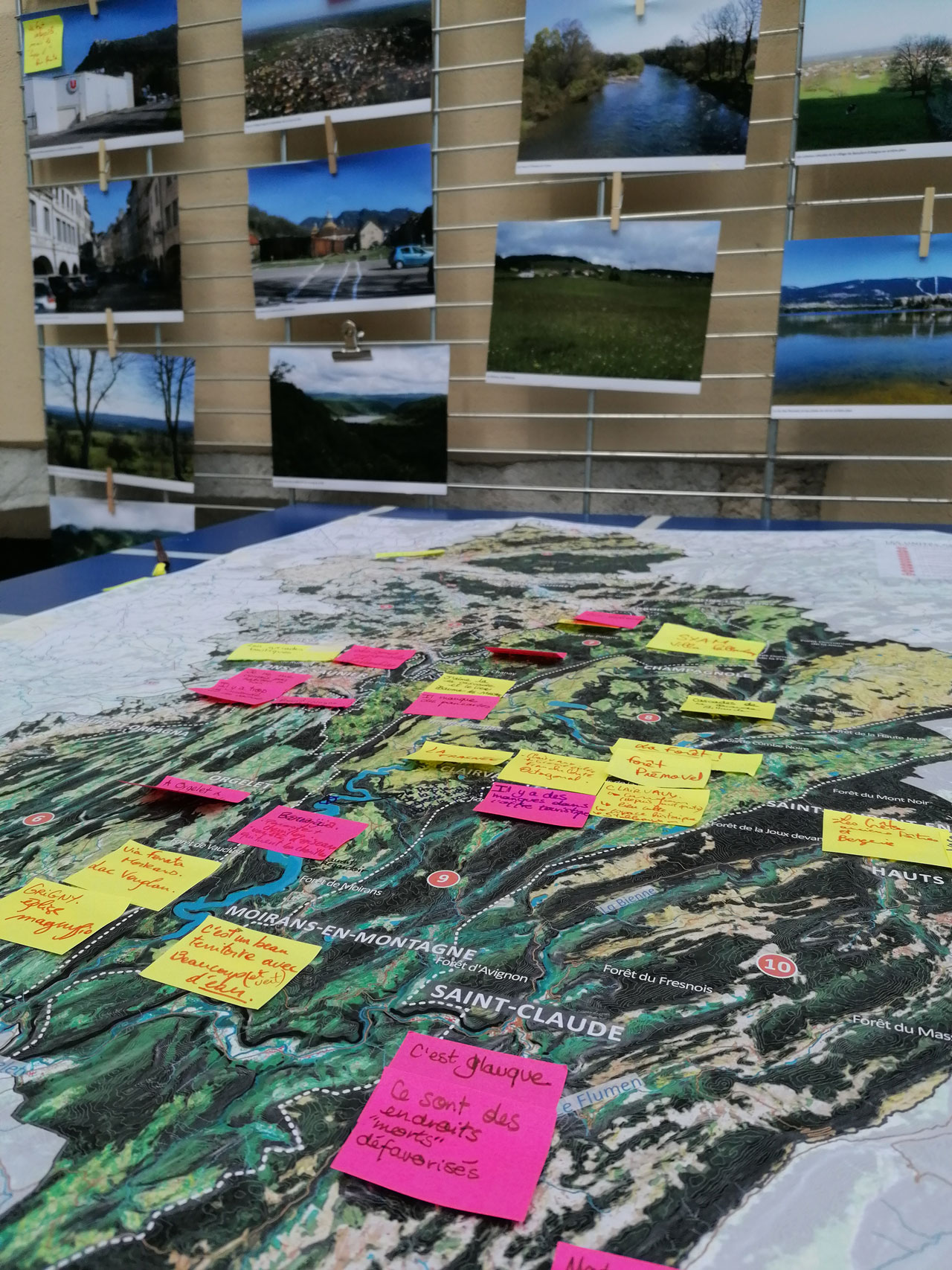 Stand de recueil des perceptions des paysages du Jura auprès des habitants et visiteurs sur plusieurs sites du territoire - Juillet 2021 